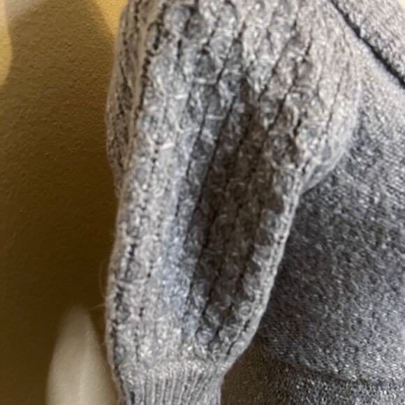 If it Were Me sweater gray wool alpaca blend short puff sleeve cardigan  Sz M - Picture 6 of 8